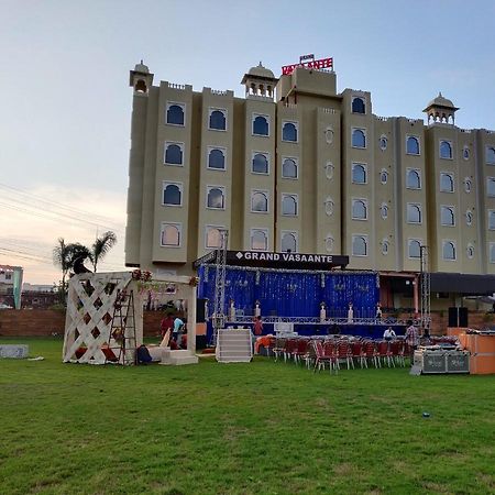 Hotel Grand Vasaante Bhilwara Exterior photo